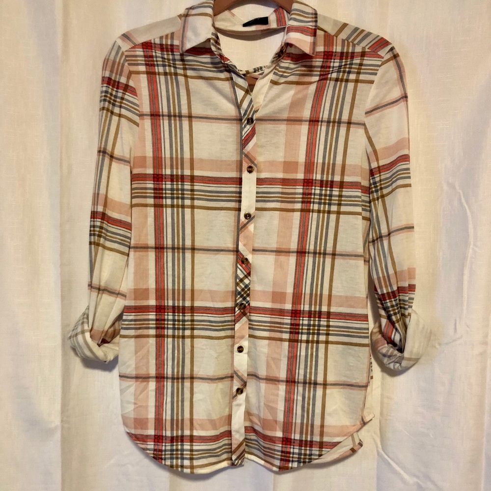 Plaid Button Down. Lace Up Back Neckline.